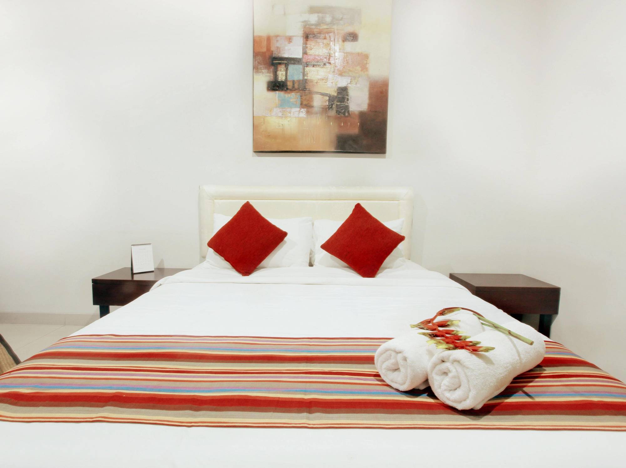 Omah Dasar Hotel Jakarta Bagian luar foto